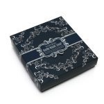 Navy - Silver box (with belt) Bore size: 16cm * 16cm Limited edition